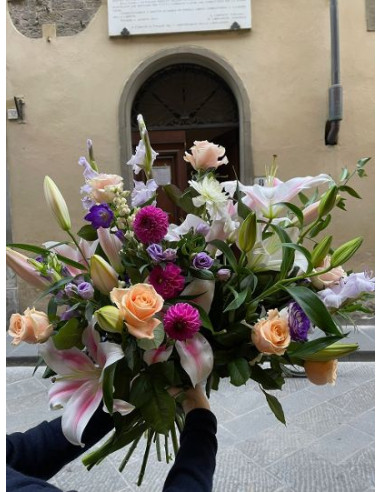 Elegante composizione per omaggio